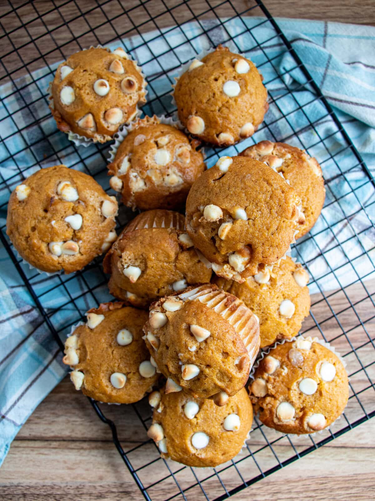 Let cool in the pan for about 5 minutes and then transfer to a wire rack to cool completely.