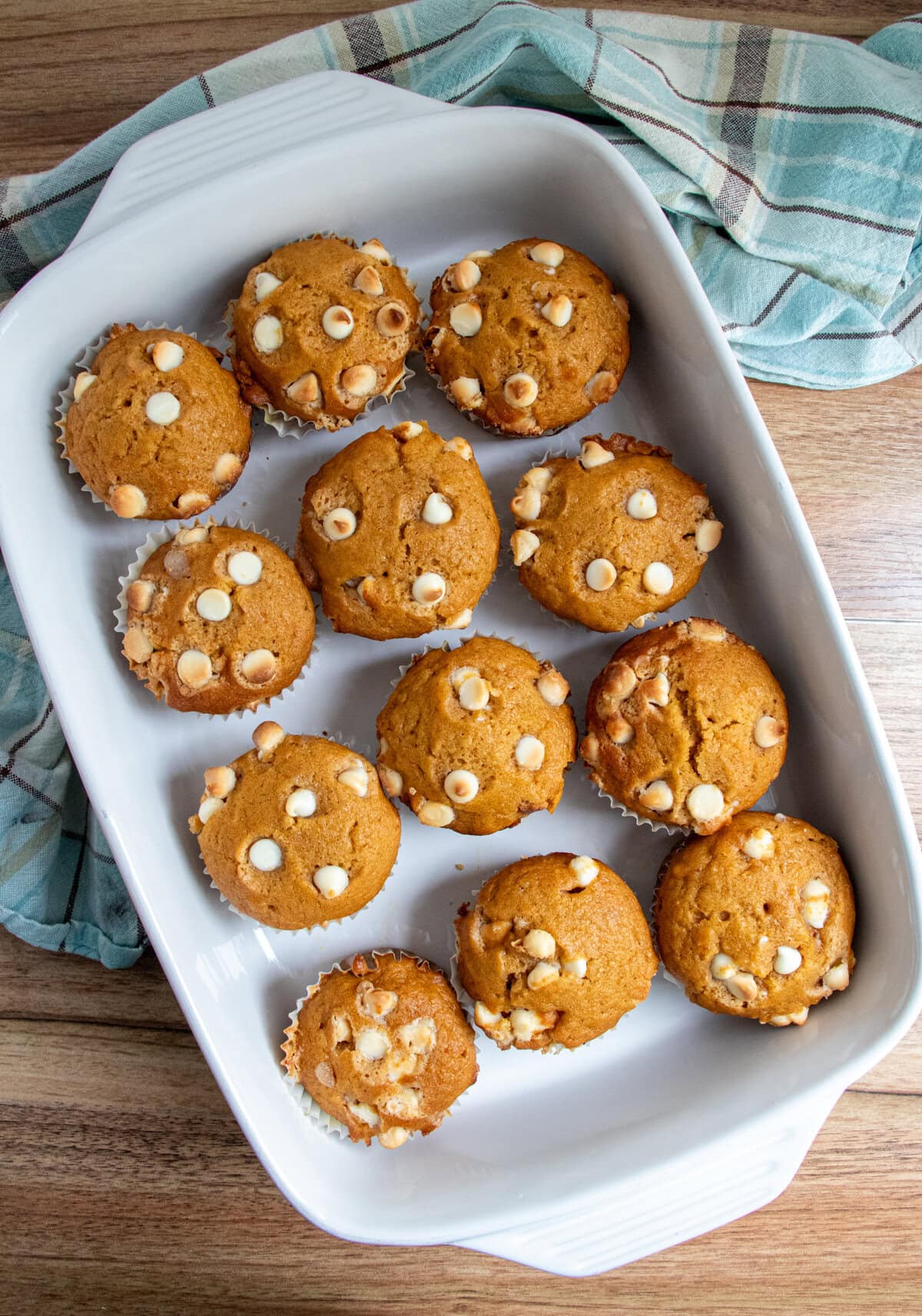 Easy One-Bowl Pumpkin Muffins | Customizable Fall Recipe
