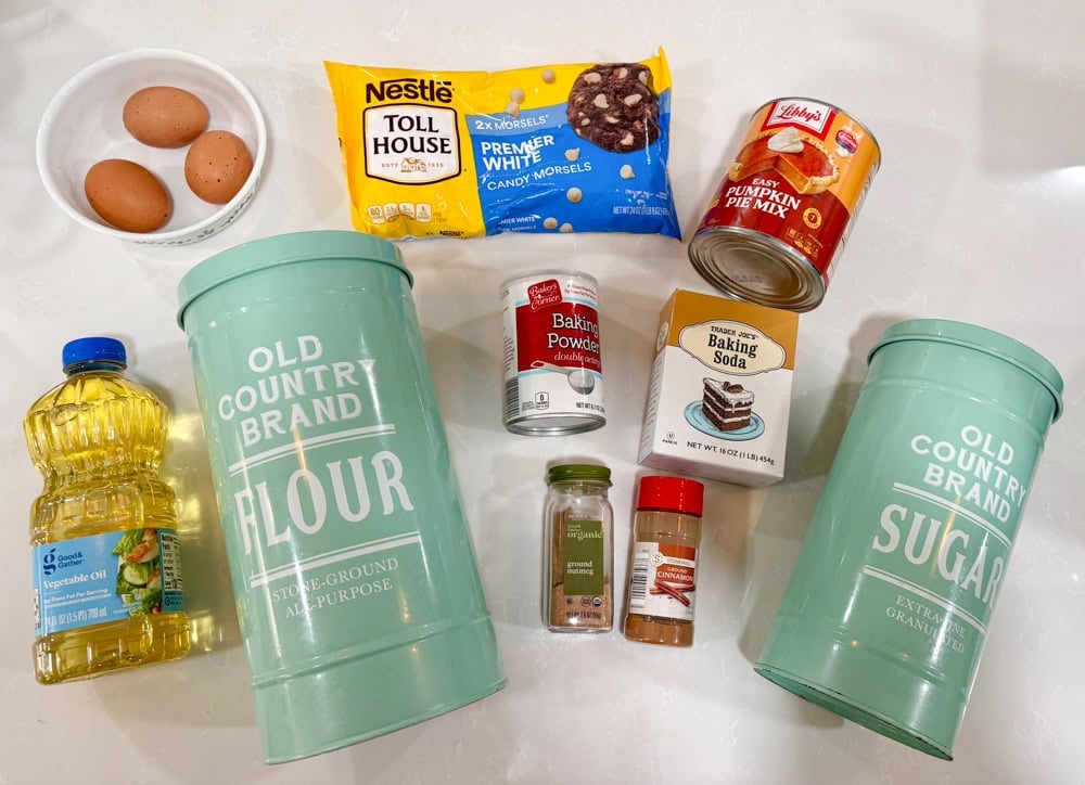 Use this as your basic formula for yummy Pumpkin Muffins! Add your favorite baking chips for extra deliciousness! | manilaspoon.com Ingredients for One Bowl Pumpkin Muffins