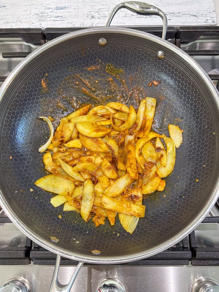 Adjust the heat to the lowest setting and add the ground cinnamon and curry powder (and ground ginger if using this instead).