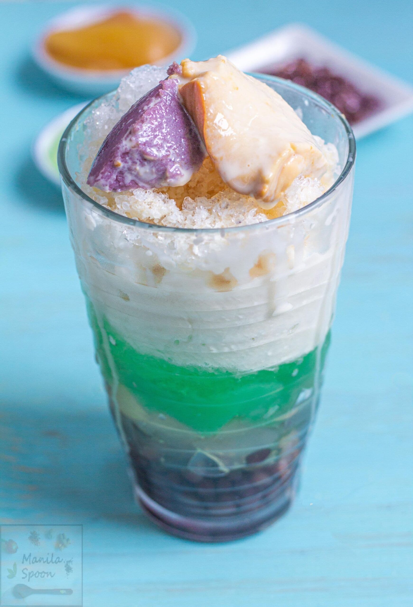How to make Halo Halo (Filipino Shaved Ice Dessert with Mixed Fruits and Sweet Beans)