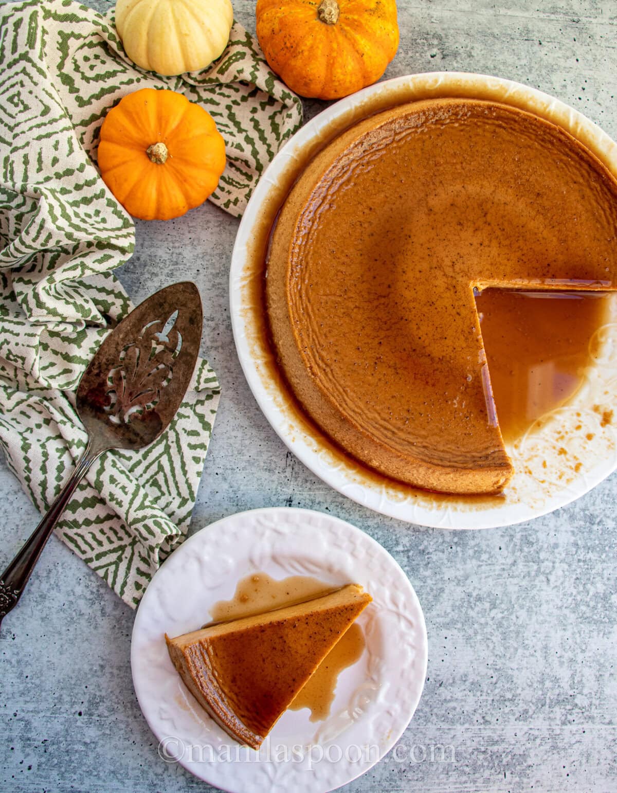 This scrumptious Spiced Pumpkin Cheesecake Flan is a delicious custard dessert that's perfectly spiced and great for Thanksgiving or Christmas! A yummy alternative to pumpkin pie and completely gluten-free! Spiced Pumpkin Cheesecake Flan
