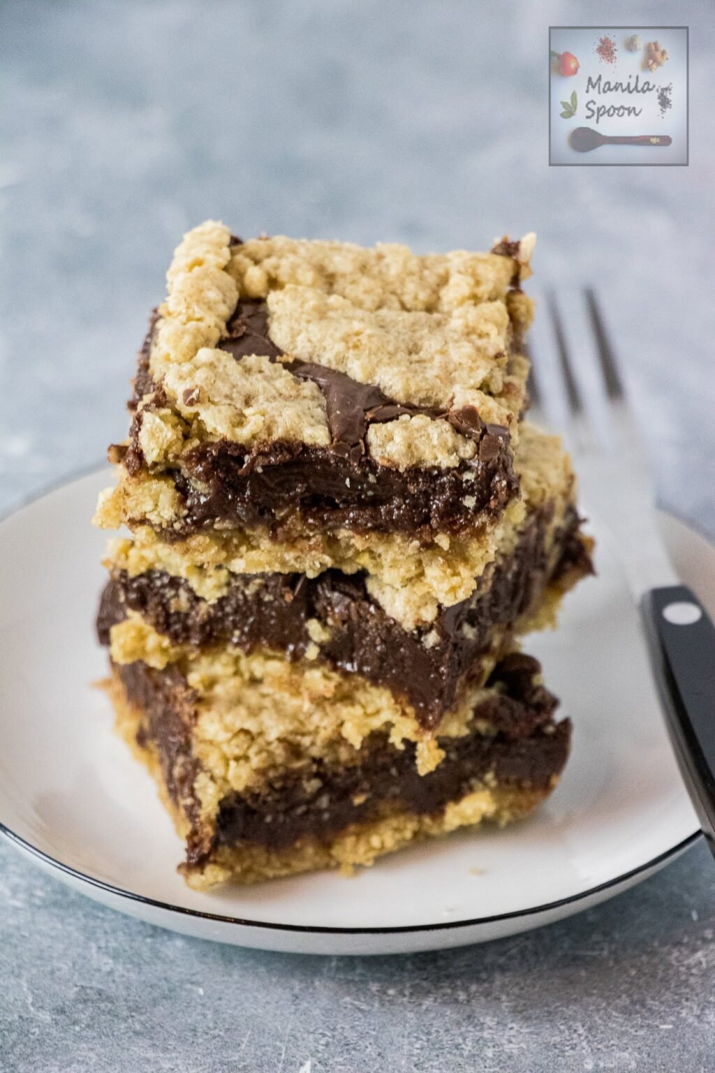 Starbucks Oat Fudge Bars (Copycat Recipe) Manila Spoon