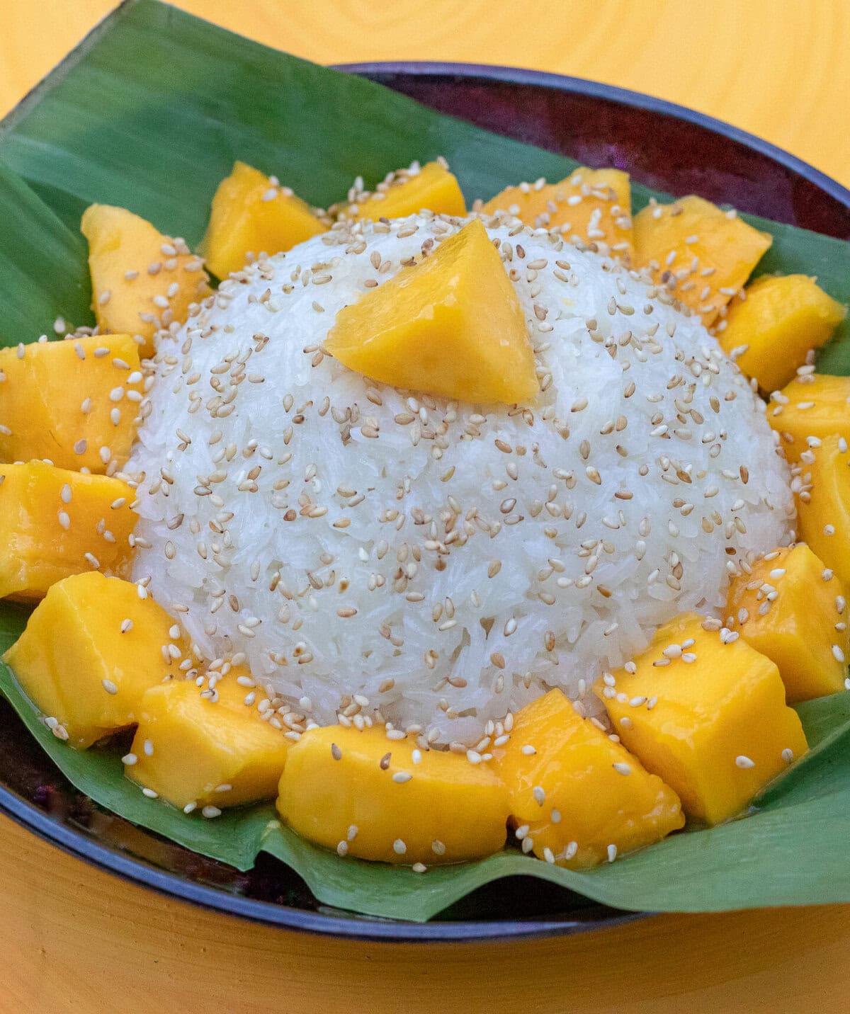 sticky rice with mango chunks