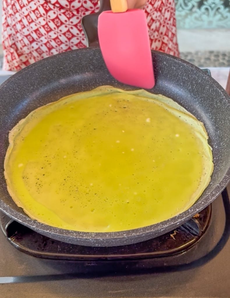cooking the pancake