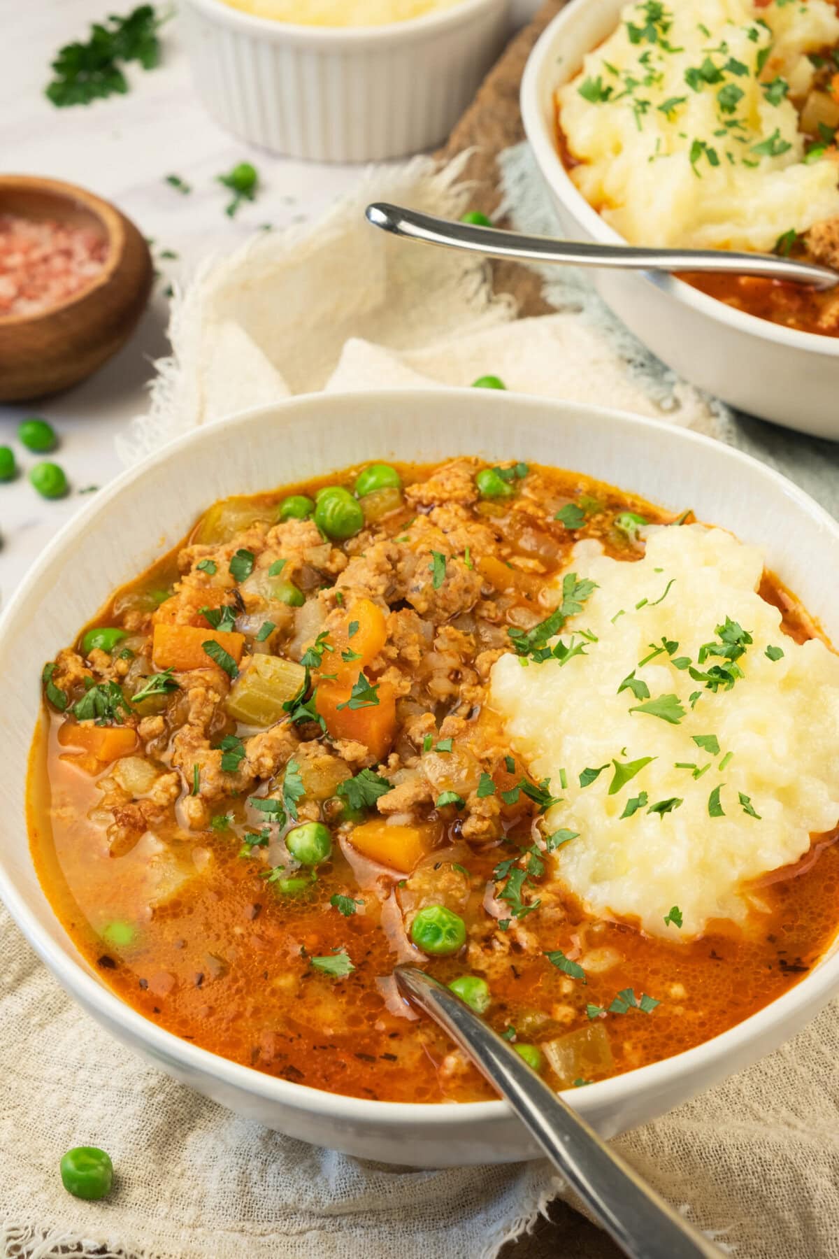 Warm up with this hearty Shepherd’s Pie Soup recipe — a cozy twist on the traditional comfort classic. Featuring seasoned ground beef, vegetables, and creamy mashed potatoes, this soup delivers all the flavor of Shepherd’s Pie in a single spoonful.